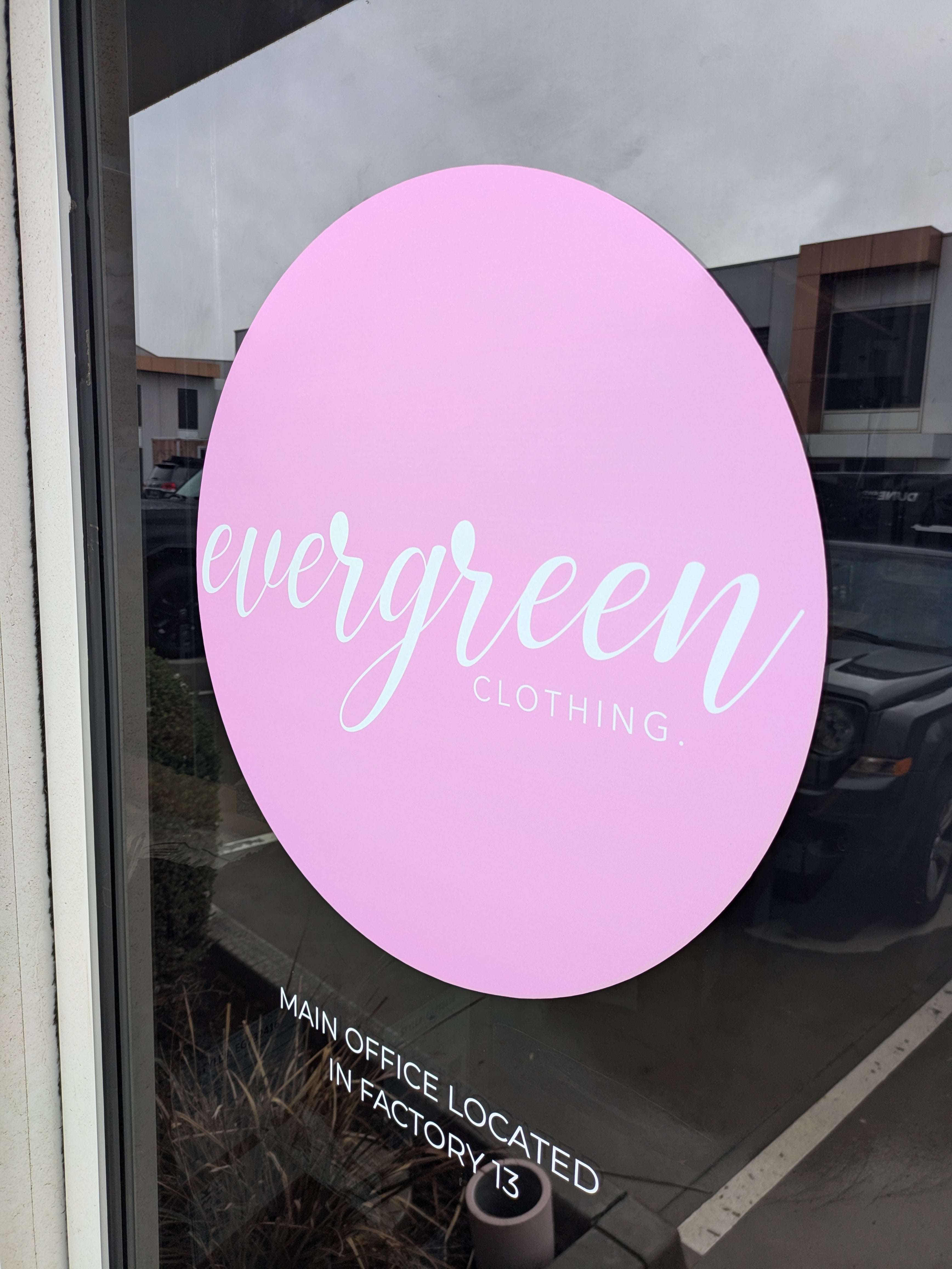 Everygreen_Clothing_Window_Decal_close_up_by_Saltwater_Sign_Co..jpg